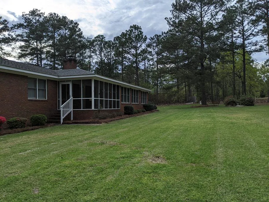 429 Longtown Road West - 1 — Photo 4