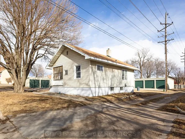 113 N Vine St, Grand Island, NE 68801