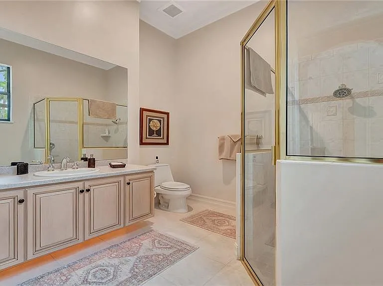 11238 Five Oaks Ln — Photo 9