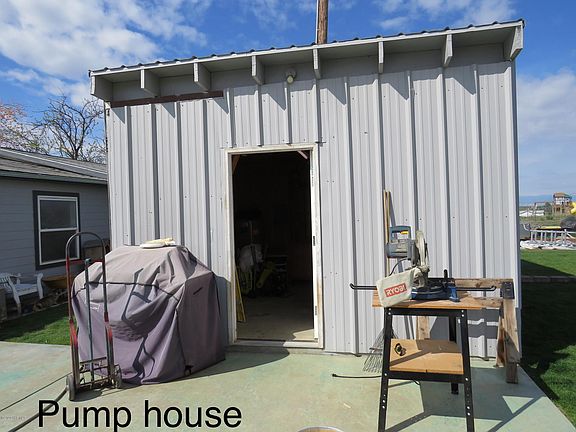5th image of 310 N Manuel Ln