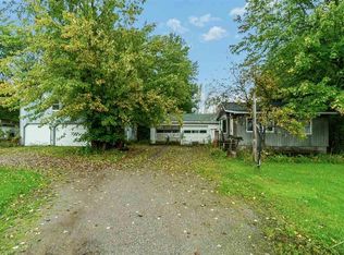 11853 Pierce Rd, Freeland, MI 48623
