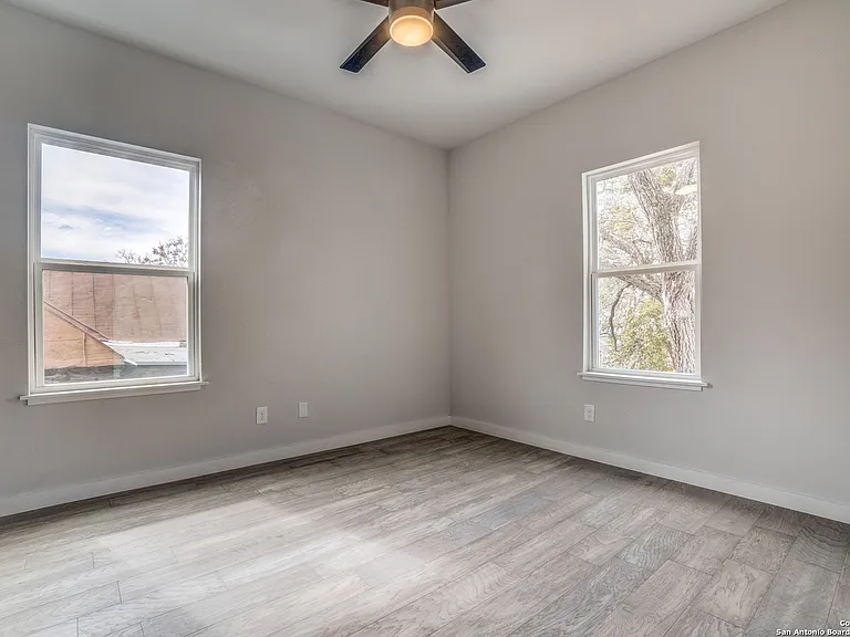 319 Piedmont Ave — Photo 23