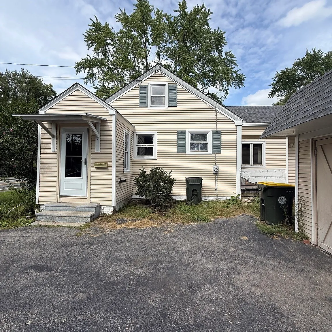 2 bed, 2.0 bath, 1000 sqft, $3,200 — Photo 1