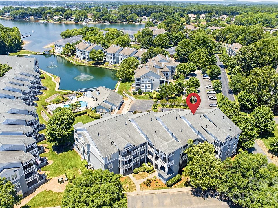 1st image of 18816 Nautical Dr APT 6