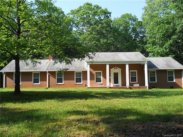 1st image of 3890 Statesville Blvd
