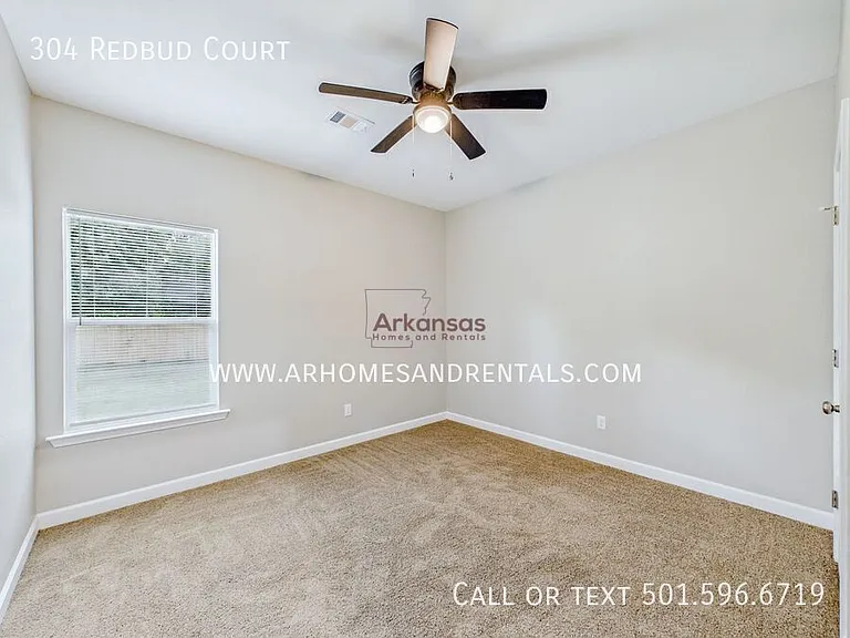 304 Redbud Ct — Photo 10
