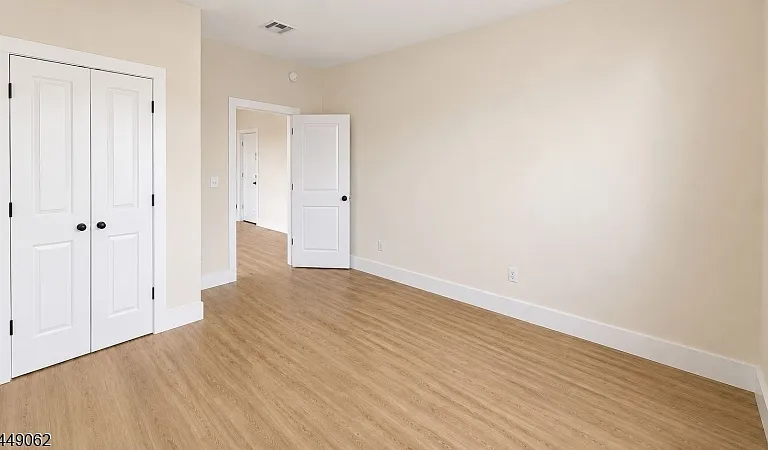 223 Munn Ave #2L — Photo 5