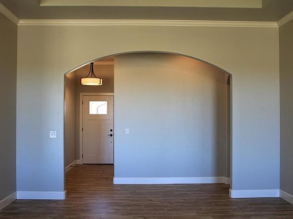 3rd image of 6600 Bentley Dr