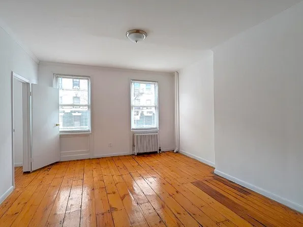 435 East 118th Street image 1 of 14