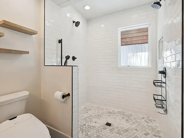 71 Regal Cir — Photo 12