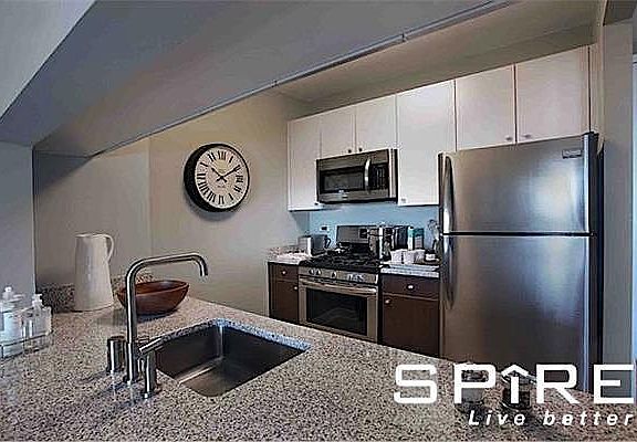 2nd image of 4310 Crescent St APT 501