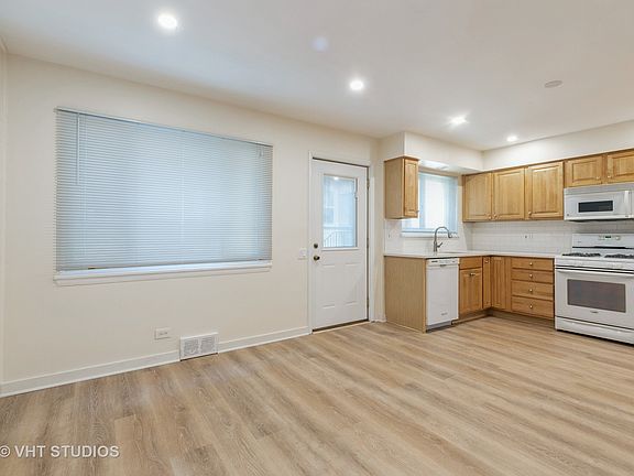 4th image of 384 Park Ave