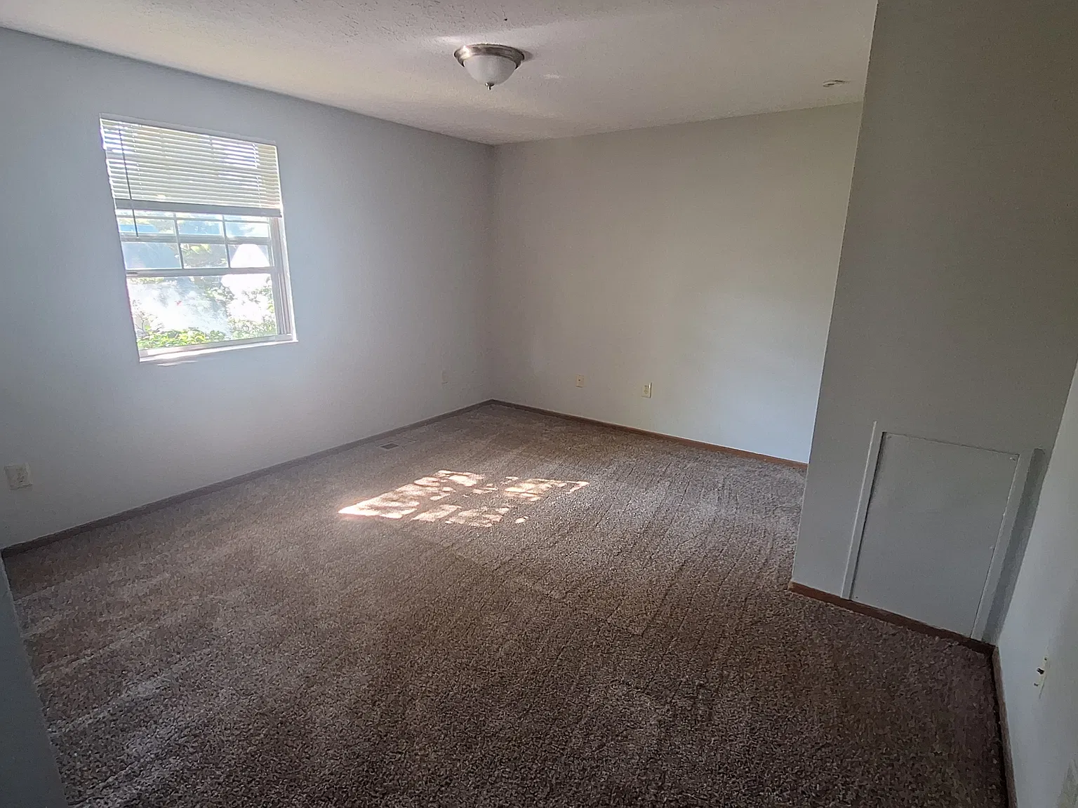 2 bed, 1.5 bath, $1,275 — Photo 3
