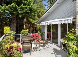 11208 Tillicum Dr, Anderson Island, WA