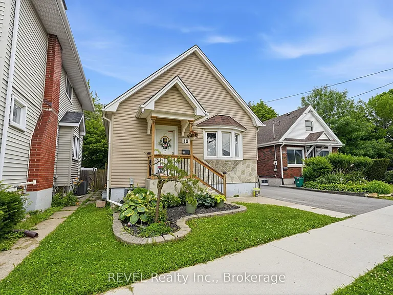 19 Leeper St — Photo 2