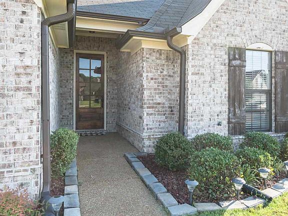 2nd image of 9280 Chastain Pl