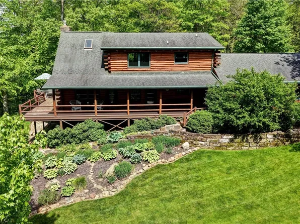 707 N Hillcrest Dr, Wooster, OH 44691