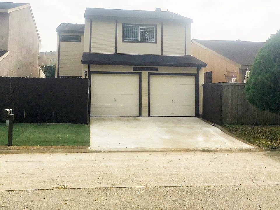 1st image of 12327 Crest Lake Dr