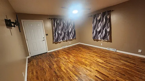 2109 Lewis St Photo 1