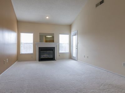 14309 Climbing Rose Way APT 302, Centreville, VA, 20121