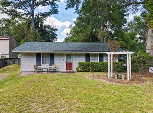 1120 Mount Batten Dr, Hanahan, SC 29410