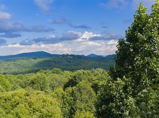 40 Center Ridge Rd, Cullowhee, NC 28723
