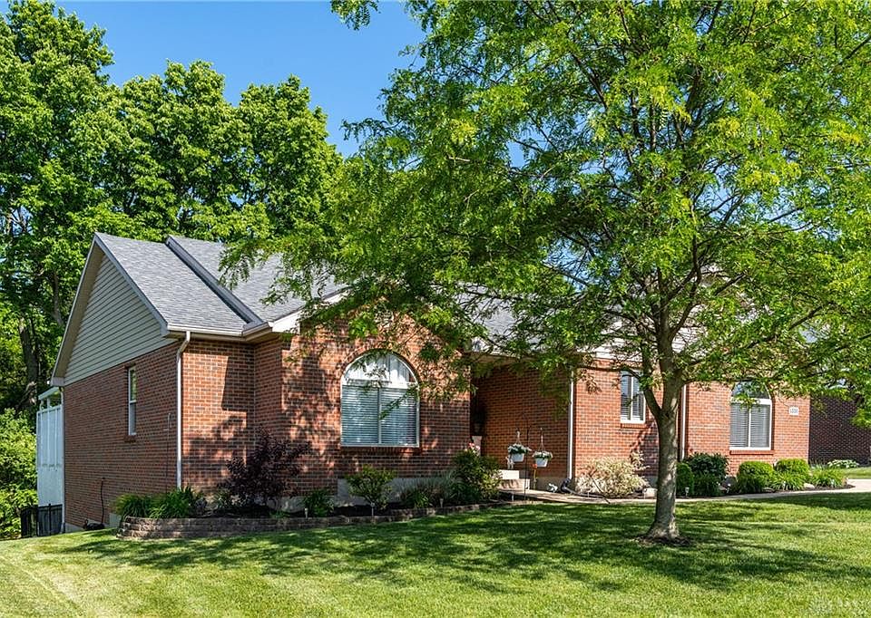 1330 Emily Beth Dr, Miamisburg, OH 45342 Zillow