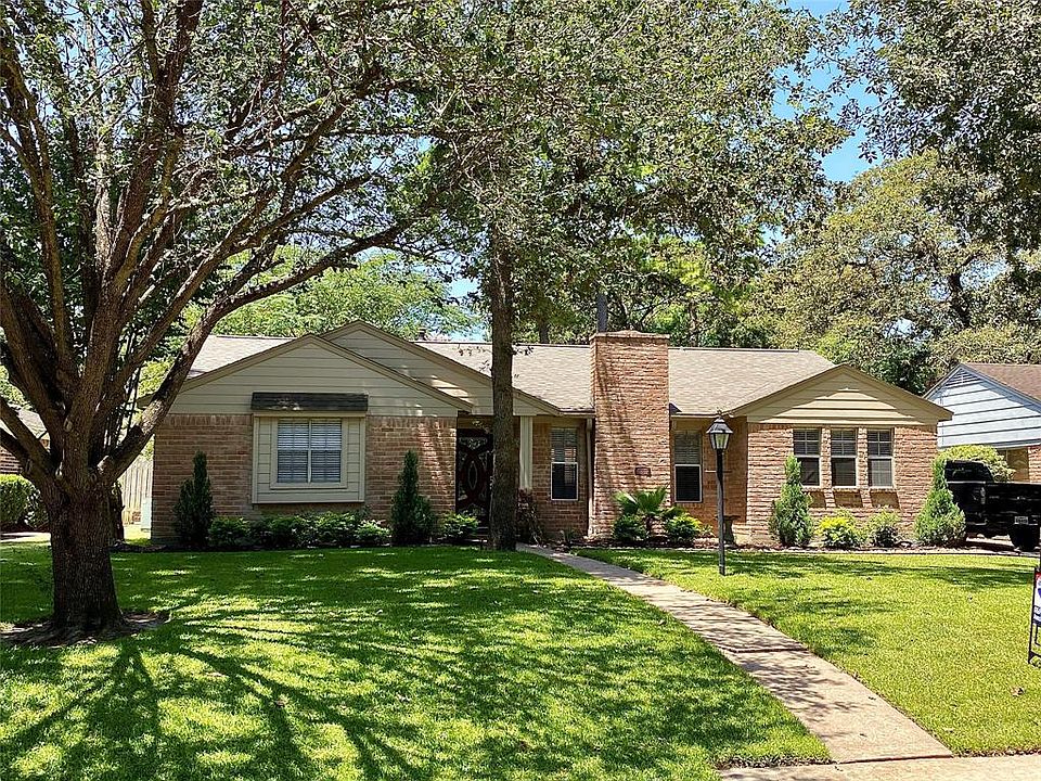 1st image of 20315 Landshire Dr