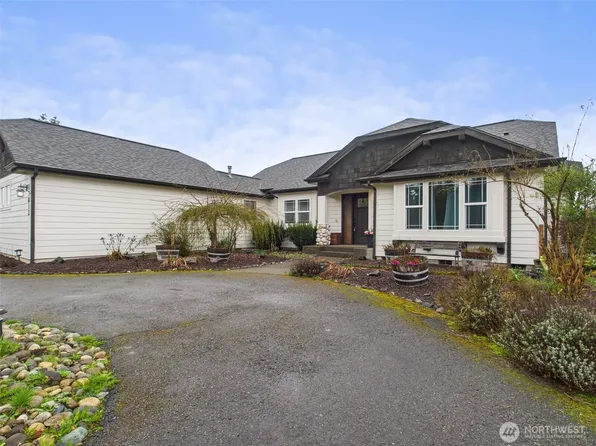 13812 Vue Street SW, Olympia, WA 98512