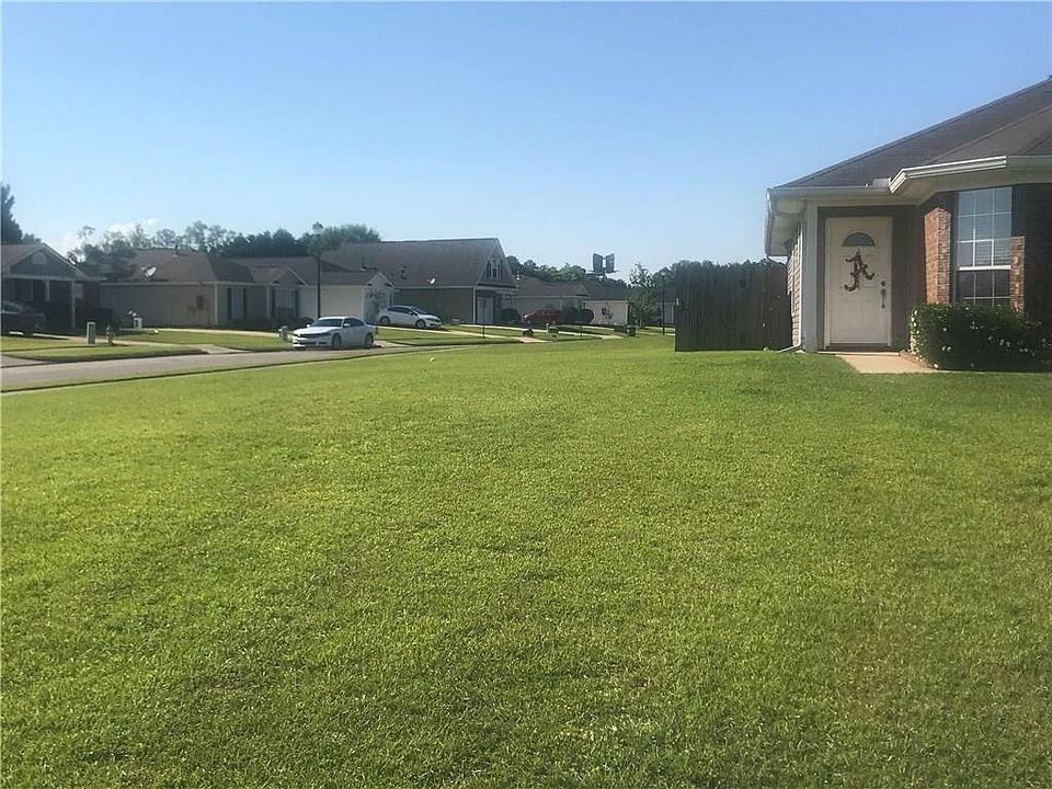 2nd image of 949 Hamilton Bridges Dr W