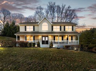 26 Johnson Dr, Stony Pt, NY 10980