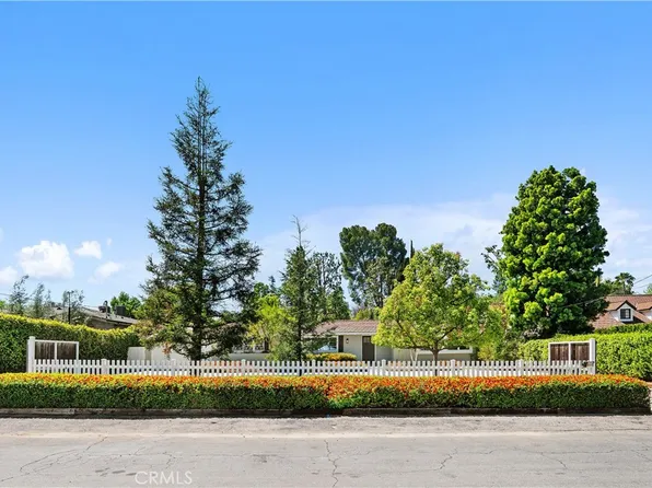 5823 Lubao Ave, Woodland Hills, CA 91367