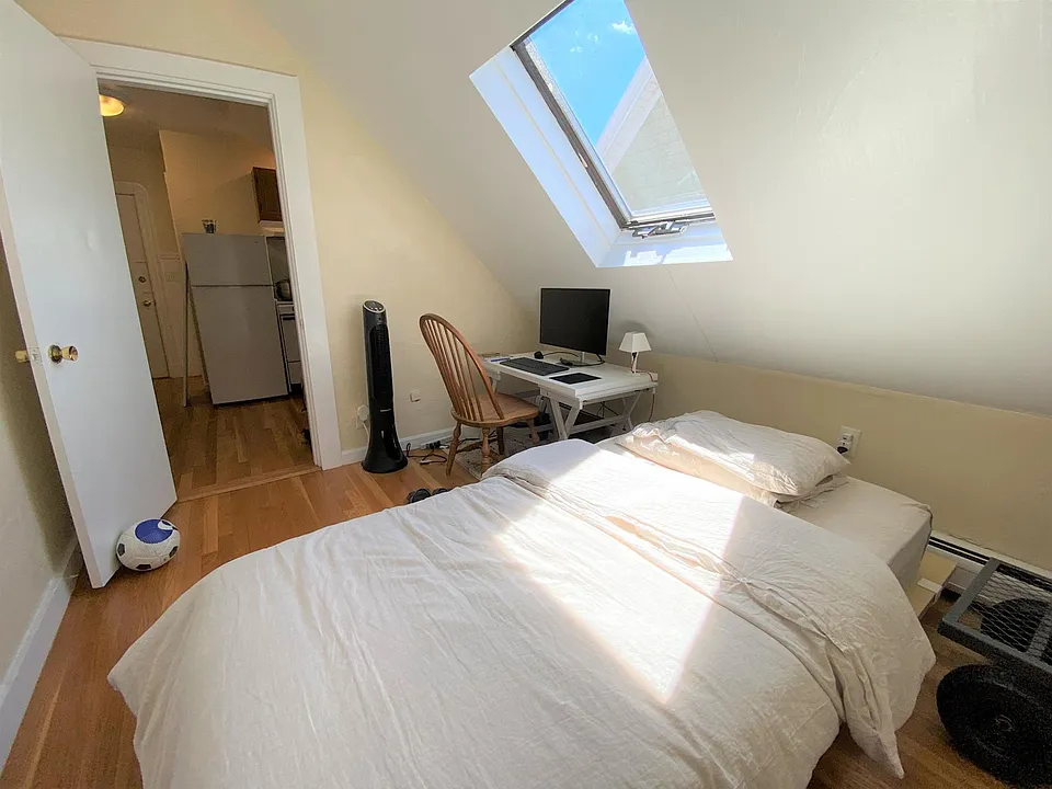 213 Highland Ave #3-L