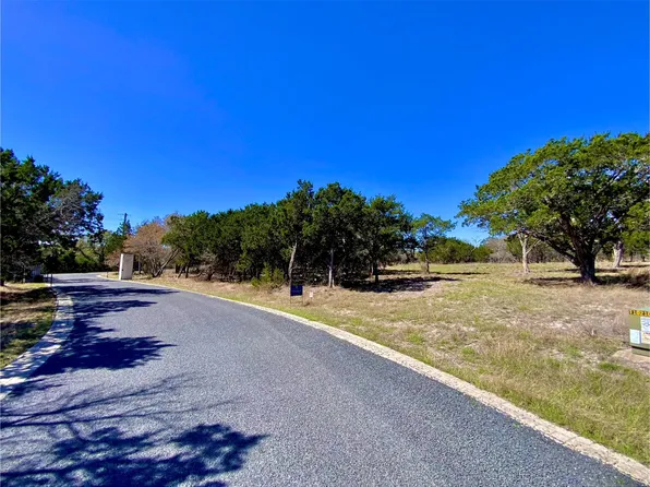 114 Concepcion S, Kerrville, TX 78028