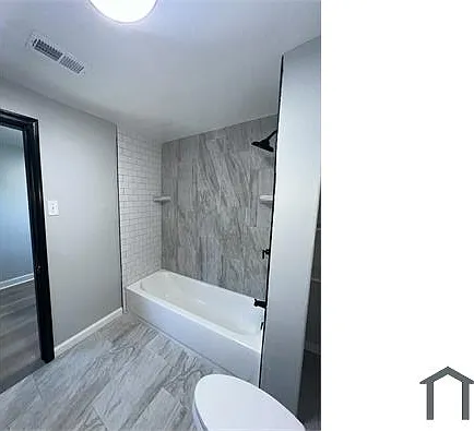 2621 Price St — Photo 6