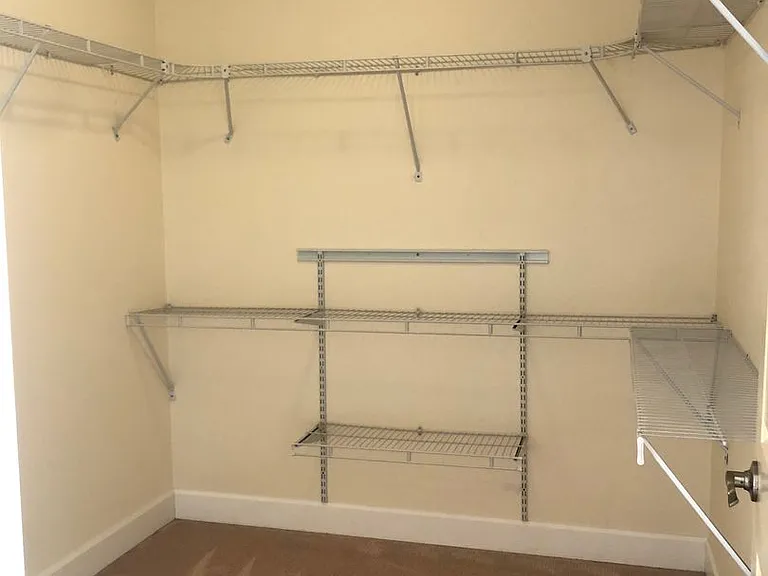 4334 Vineyard Ter — Photo 27