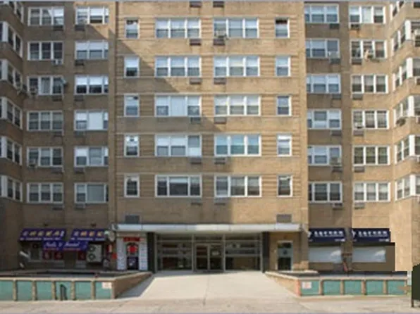 Bridgeview House Condominiums