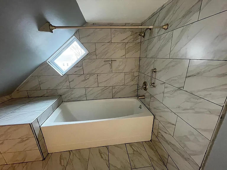 326 Main St #201 — Photo 38