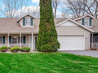 8654 Kelly Dr, Saint John, IN 46373