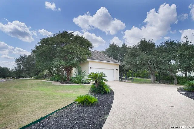 4 bed, 3.5 bath, 3087 sqft, $4,500 — Photo 4
