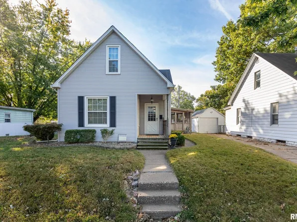 1308 Catherine St, Pekin, IL 61554