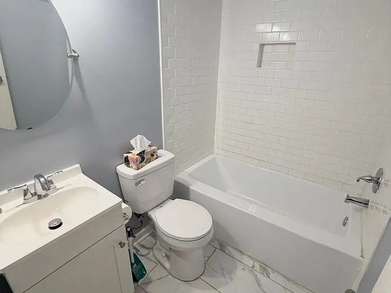 1904 Windsor Dr — Photo 13