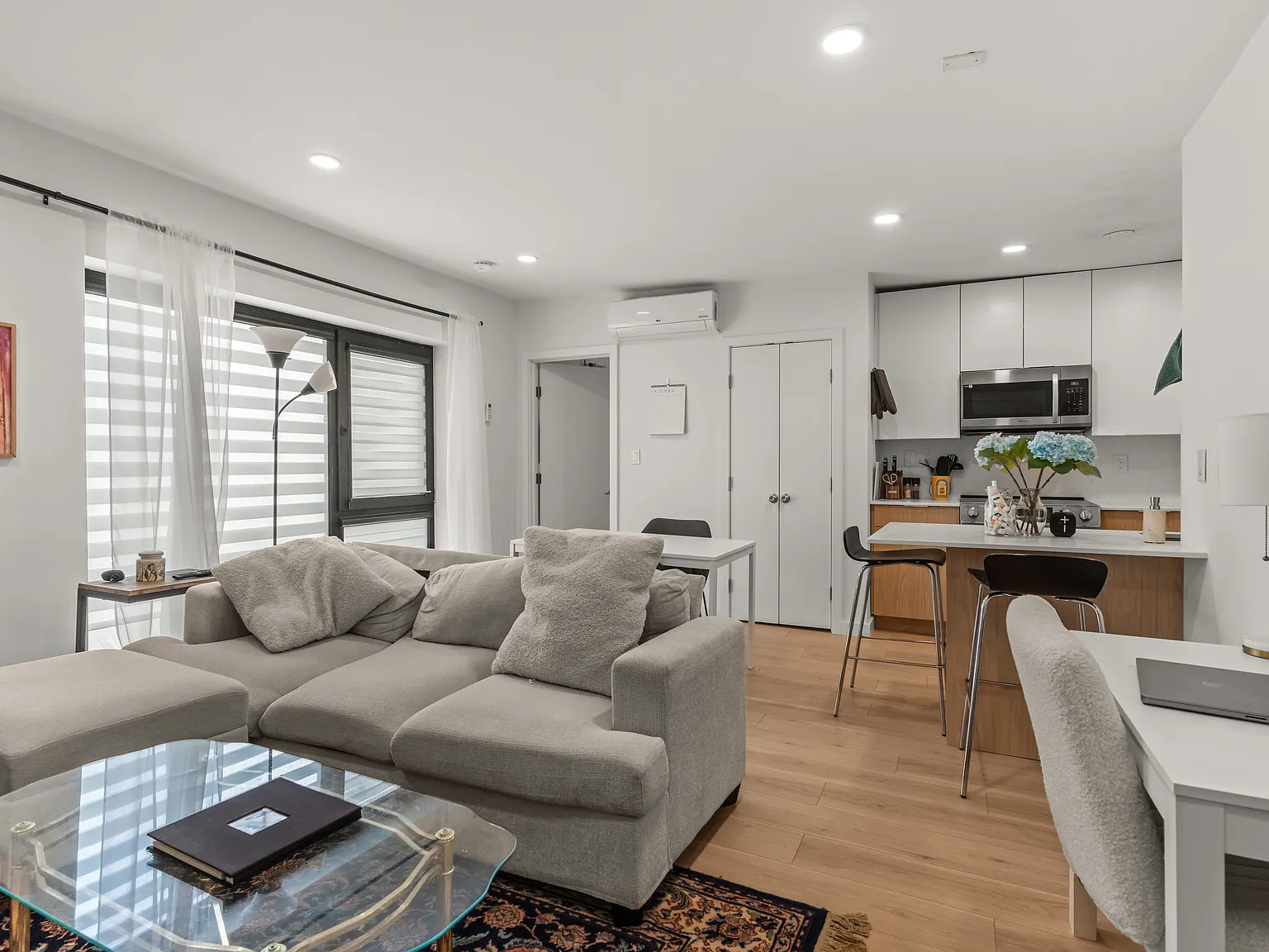 11 Parker Hill — Photo 4