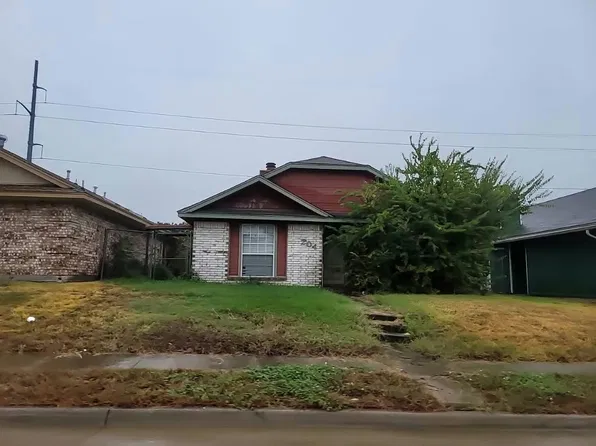 204 Crooked Ln, Mesquite, TX 75149