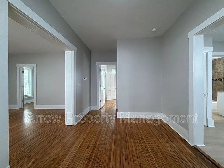 2510 P St — Photo 6