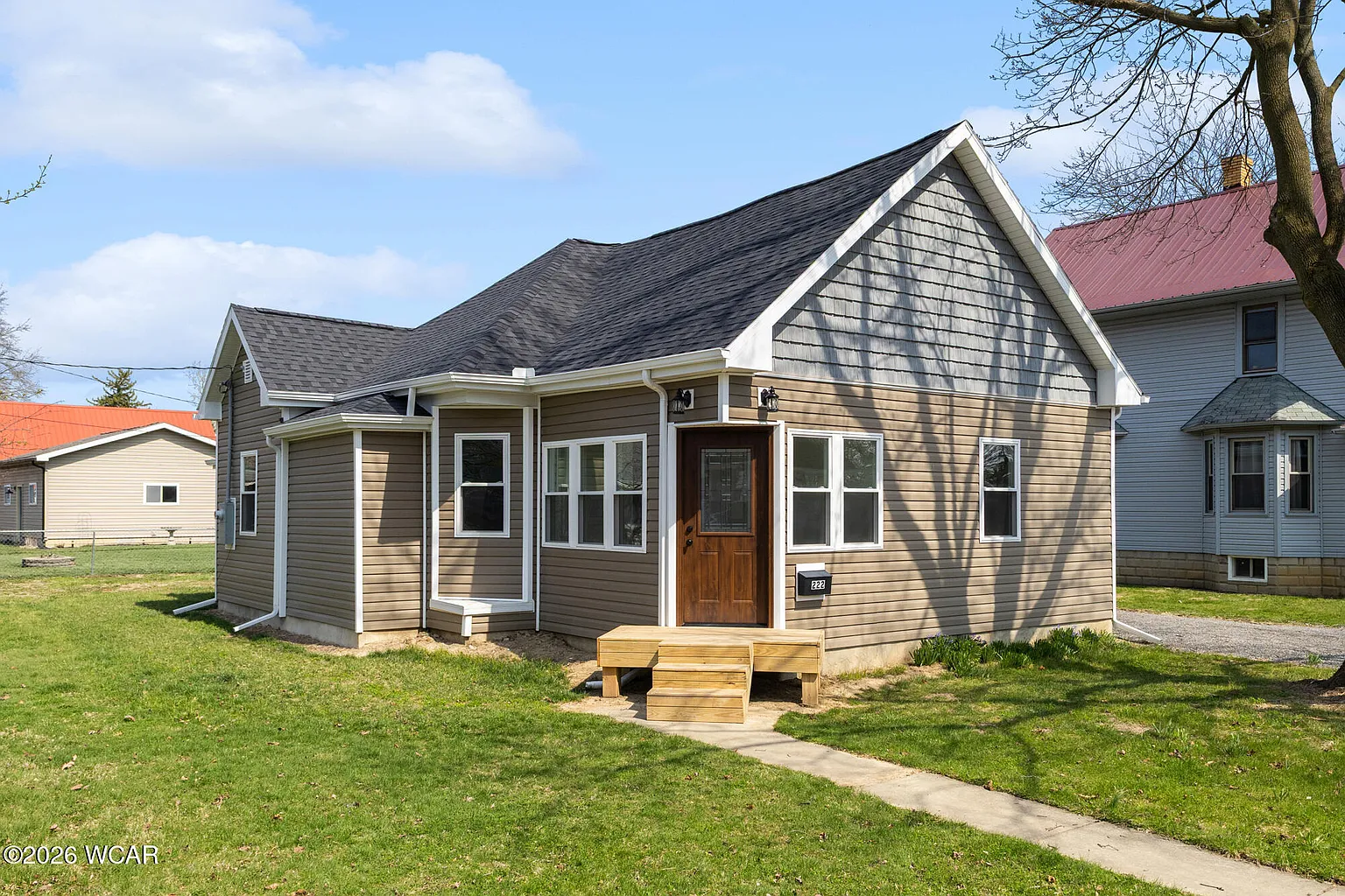 222 E Montford Ave photo 1
