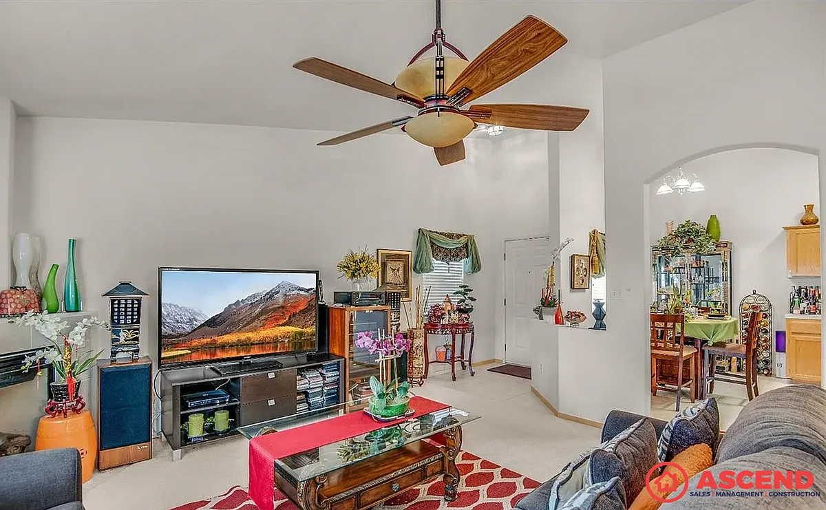 Building Photo - 10208 Pyramid Peak Dr