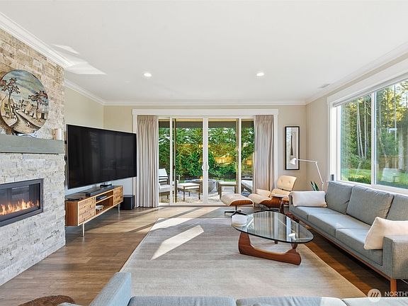 5th image of 13206 55th Avenue NW