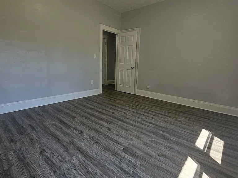 14201 Westropp Ave — Photo 38