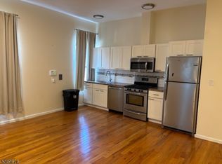 1086 S Orange Ave, Newark, NJ 07106
